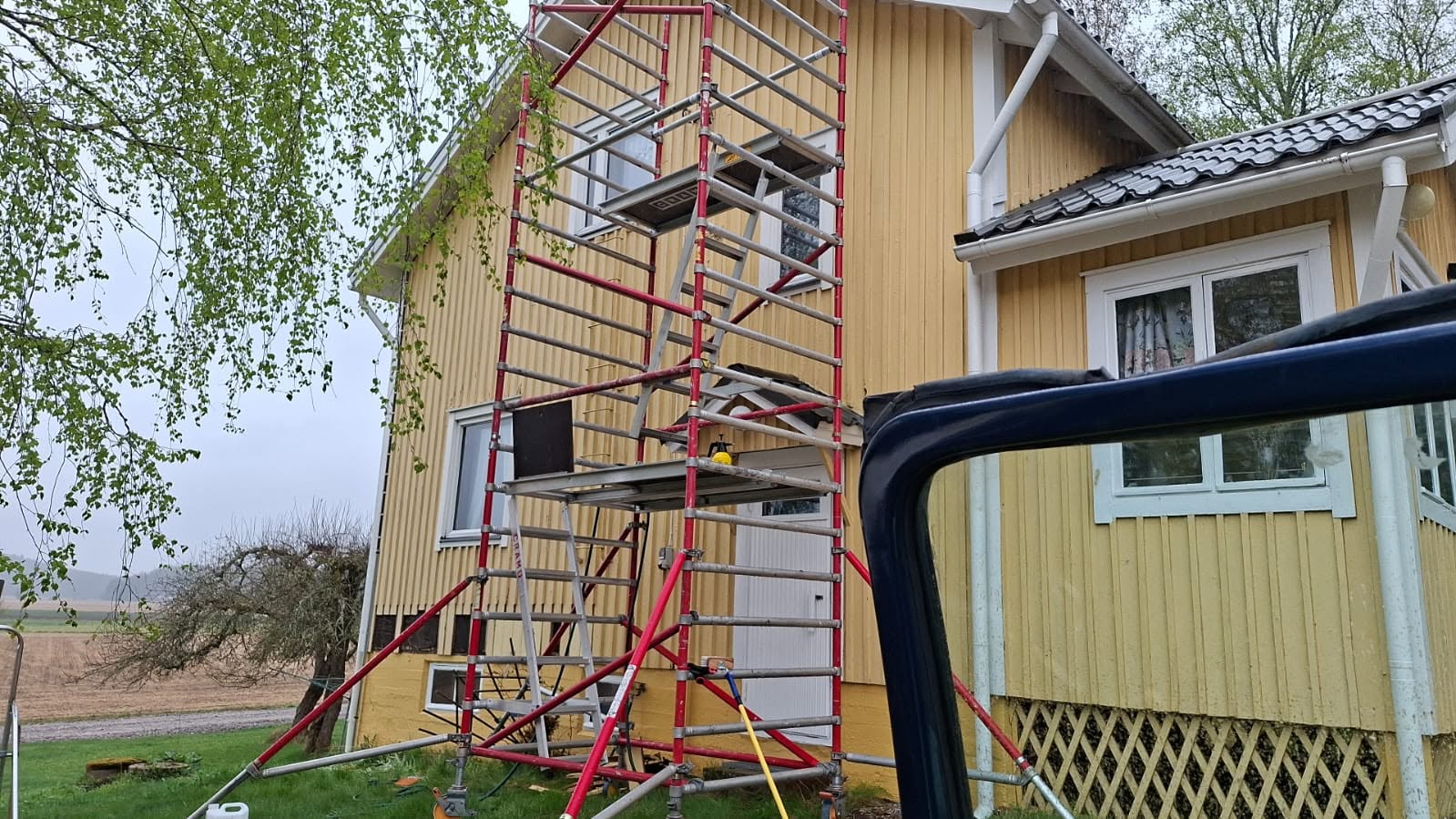 Rintamamiestalon ulkomaalaus, kuva 5